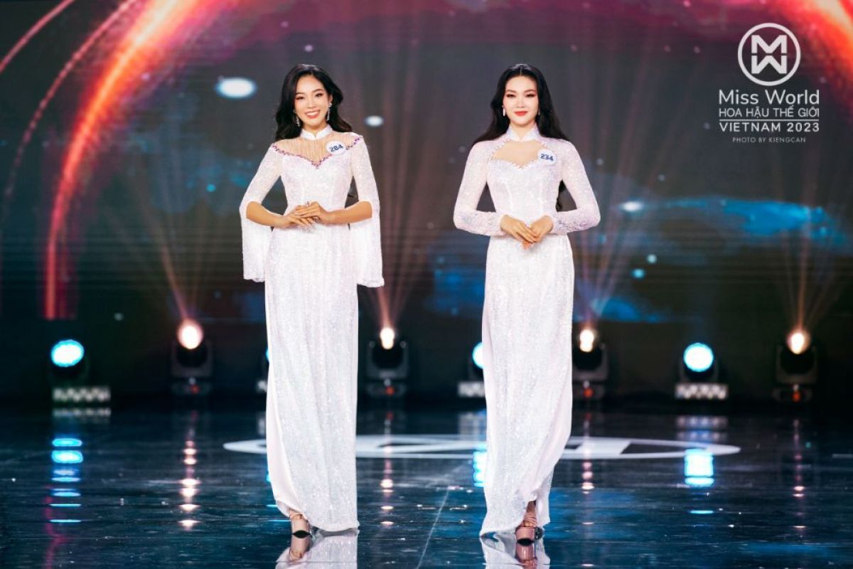 NTK Ngô Nhật Huy mang vẻ đẹp của dải Ngân hà lên sân khấu Miss World Vietnam 2023