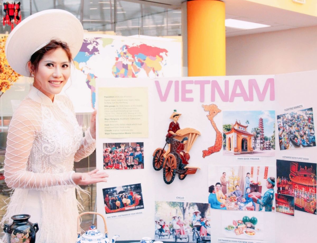 Đại sứ văn hoá - Hoa hậu Thanh Vy rạng rỡ tại sự kiện ở Mỹ