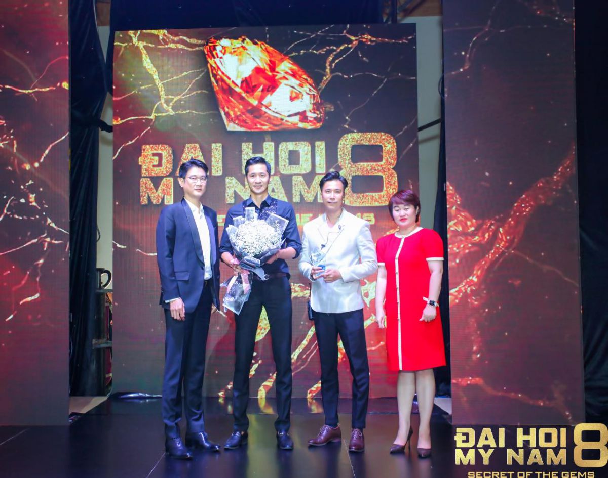 Đạo diễn Lê Việt đồng hành cùng 3 mùa Đại hội mỹ nam GiaMinh Media