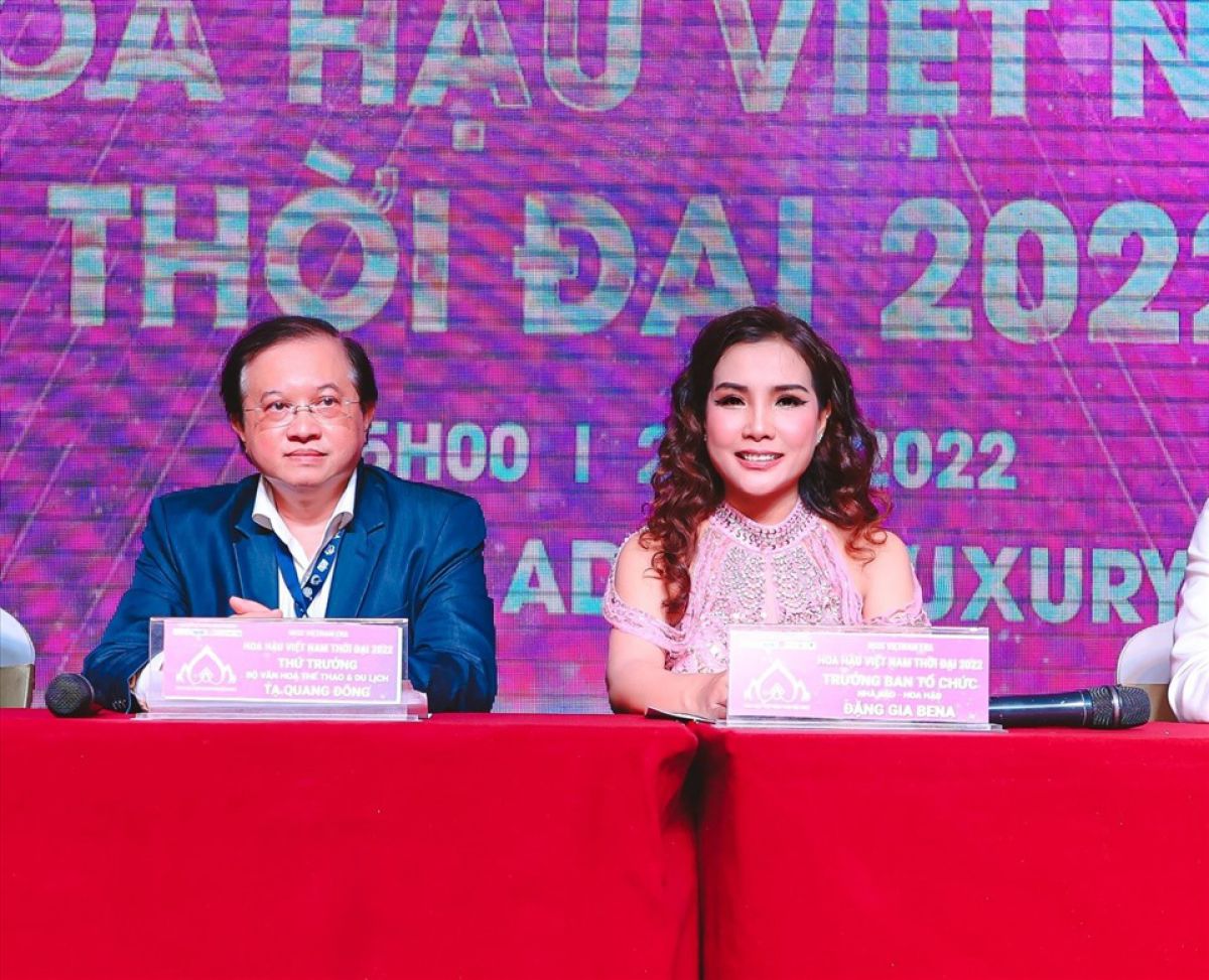 Cuộc thi “Hoa hậu Việt Nam Thời đại 2022” hé lộ phần thưởng cực khủng dành cho thí sinh đăng quang