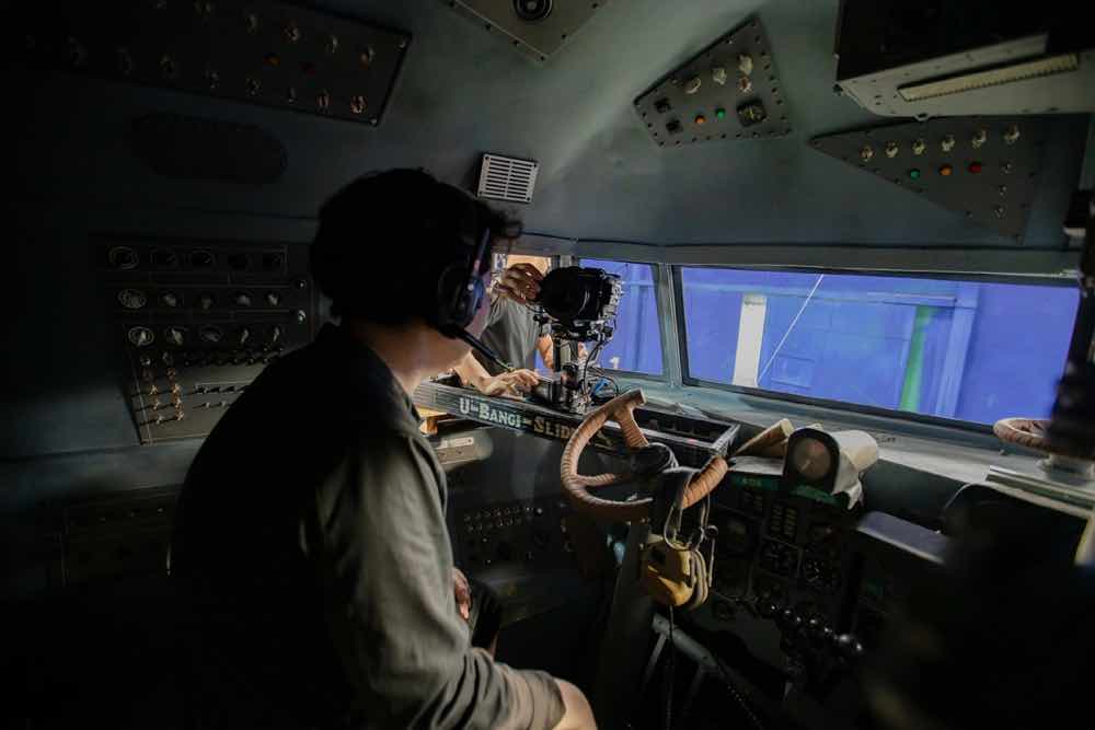 1A.428.tu-chien-tren-khong-truyen-thong-spotlight-vietnam00003.jpg