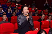 DIVA  MỸ LINH X&Uacute;C ĐỘNG KHI XEM &ldquo;QU&Aacute;N KỲ NAM&rdquo;