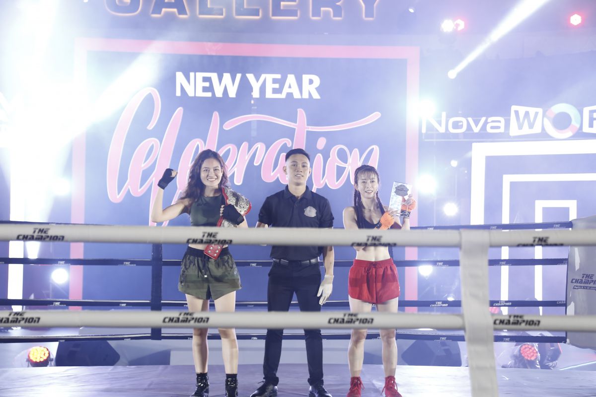 The Champion Live Concert: Cuộc so găng boxing ngoài trời đầy căng đét của loạt sao Việt