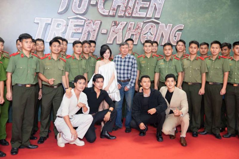 PHIM “TỬ CHIẾN TRÊN KHÔNG” ĐẦU TƯ 1 TỶ ĐỒNG ĐỂ QUAY CẢNH MÁY BAY