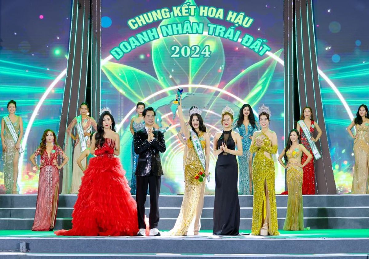 Doanh nhân Võ Kim Oanh đoạt ngôi vị Á hậu 2 Miss Business Earth 2024