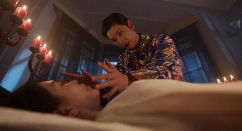 Xu&acirc;n Lan h&oacute;a phản diện, xuất hồn Ngọc Trinh xuống c&otilde;i &acirc;m trong phim &lsquo;Thẩm mỹ viện &acirc;m phủ&rsquo;