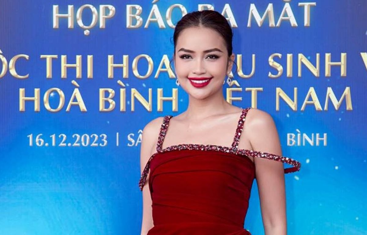 Ngọc Châu ngồi ghế nóng cuộc thi Hoa hậu sinh viên Hòa bình Việt Nam 2023
