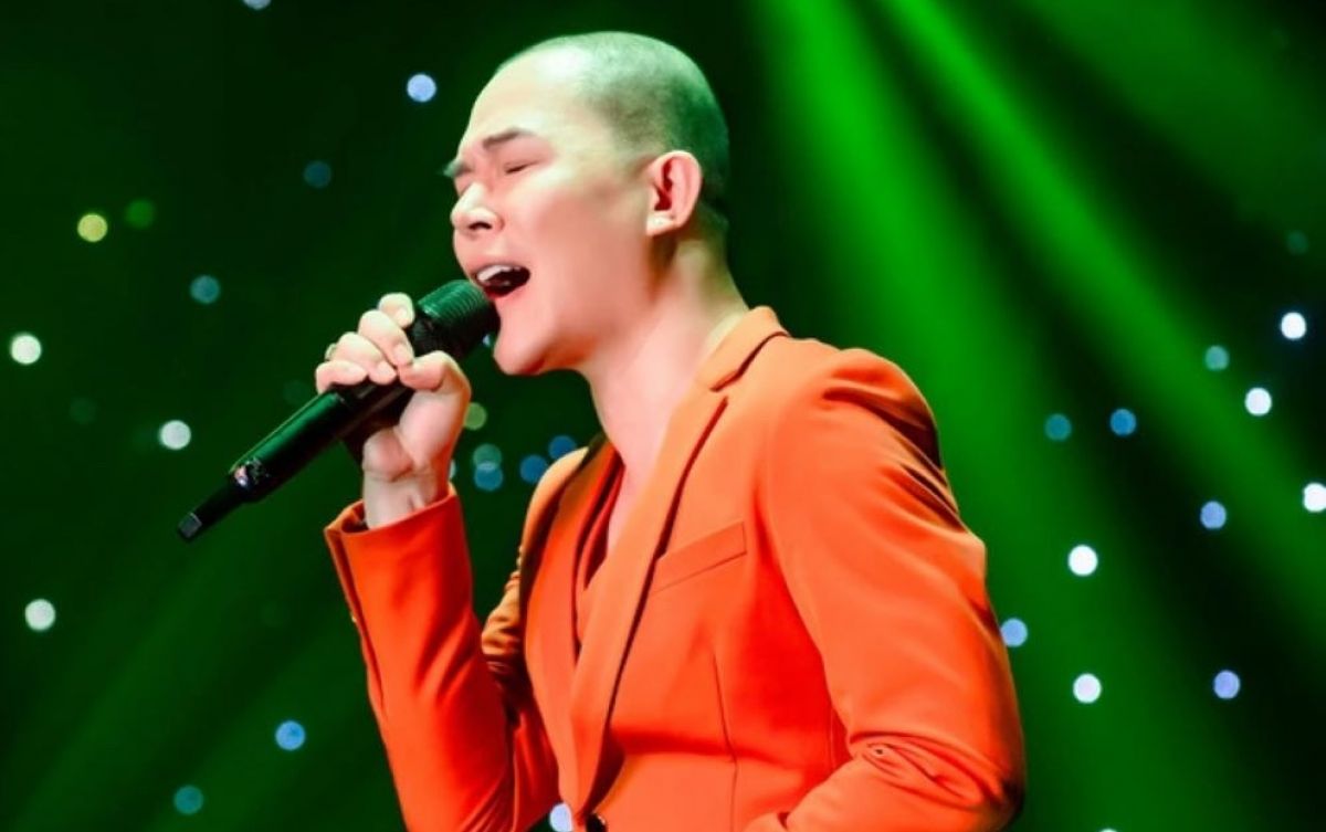 Nathan Lee hát 35 ca khúc với 4 thứ tiếng trong mini show "Yêu thương quay về"