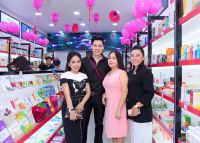 Nghệ sĩ Thy Nhung tưng bừng khai trương chi nhánh mới của Ansan Cosmetics