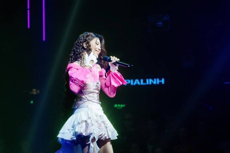 PiaLinh “đánh úp” ca khúc hoàn toàn mới tại showcase quy tụ hàng loạt nghệ sĩ Gen Z đình đám